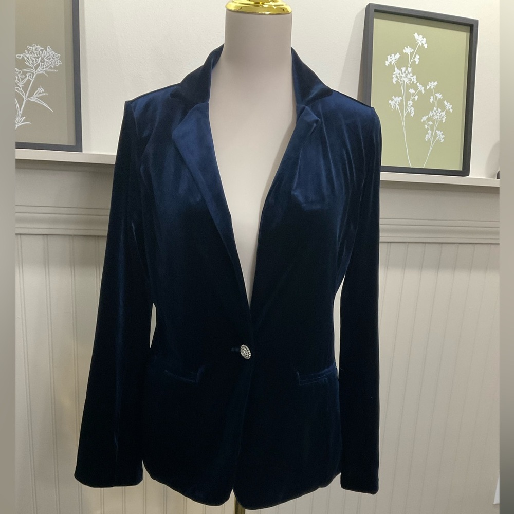 ✨ Tahari Shimmery Blue Velvet Stretch Blazer – Size M ✨